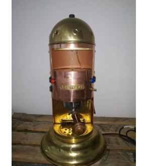 Кофемашина Модель: Italia Elektra Mini Verticale A1C Кофемашина Модель: Italia Elektra Mini Verticale A1C