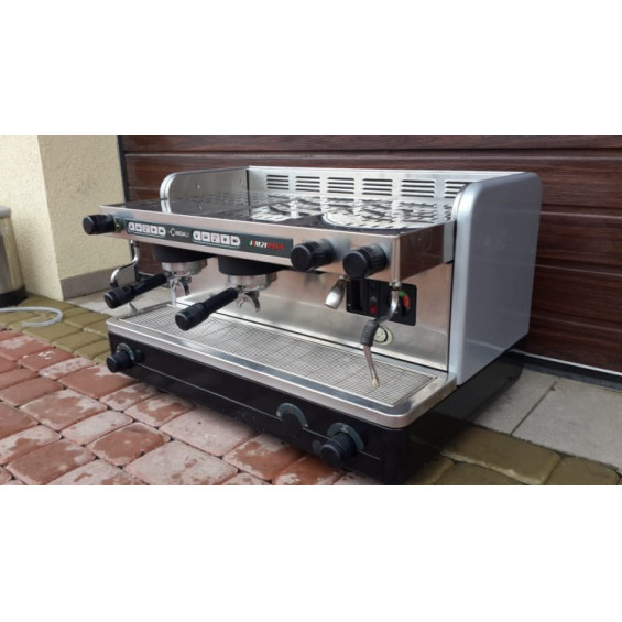 Кофемашина Модель: Italia La Cimbali M21 plus 2G Кофемашина Модель: Italia La Cimbali M21 plus 2G
